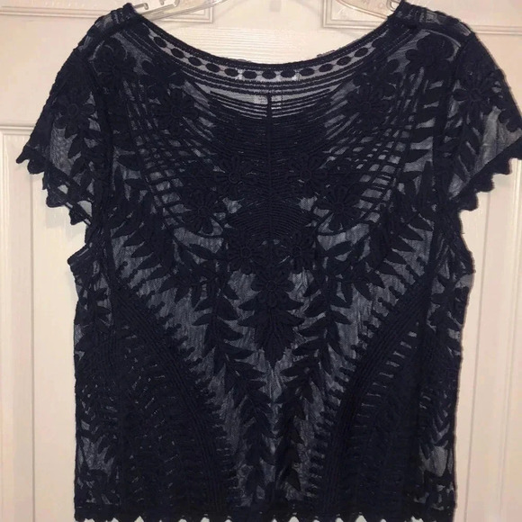 Lace Top - Picture 3 of 4